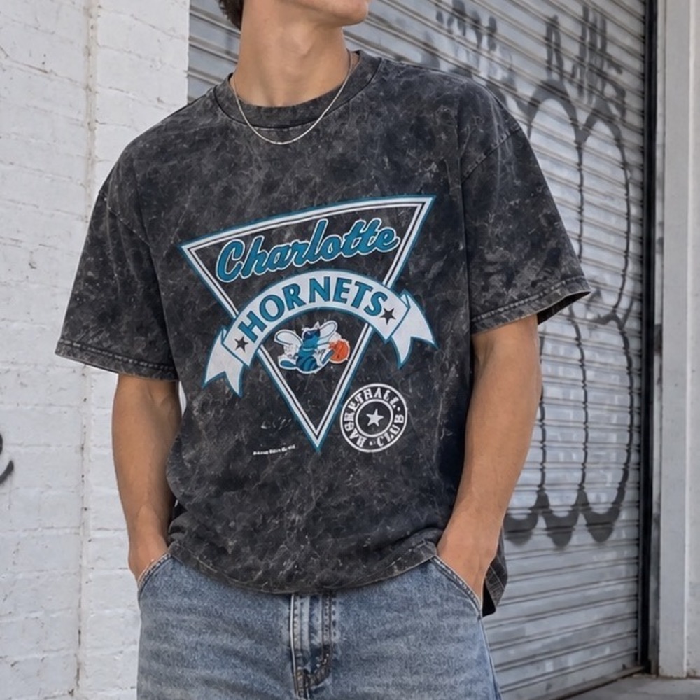 Vintage 1988 Charlotte Hornets Nutmeg Mills Acid Wash T-Shirt Mens Grey NBA C1